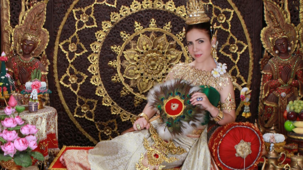 Désireuse d’acquérir une compréhension approfondie des différentes cultures.